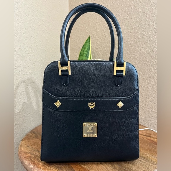 MCM Handbags - MCM BLACK LEATHER HANDBAG